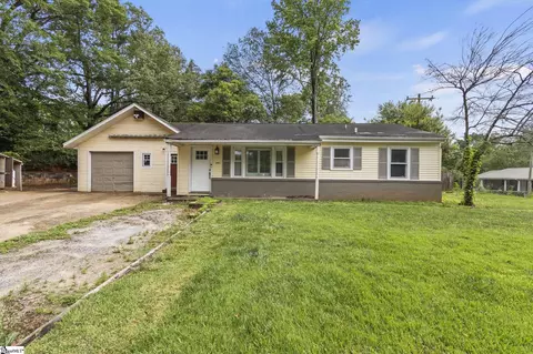 841 S Florida Ave, Greenville, SC 29611