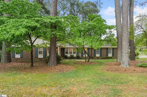 300 Ladbroke Rd, Greenville, SC 29615