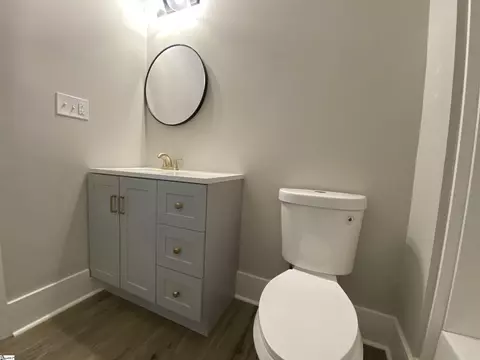 Bath - 429 E Orr St, Anderson, SC 29621 photo 2 of 4