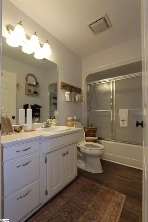 Bath - 125 Pine Mountain Dr, Easley, SC 29640 photo 2 of 2