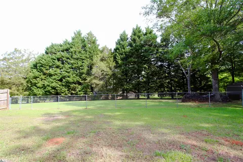 Exterior - 125 Pine Mountain Dr, Easley, SC 29640 photo 5 of 6