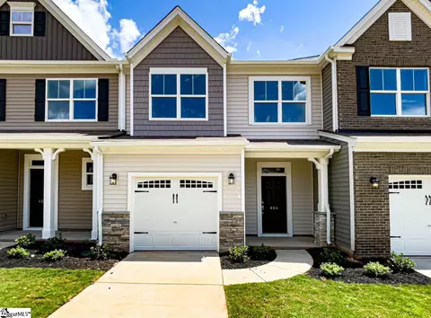 404 Wallen Ct, Piedmont, SC 29673