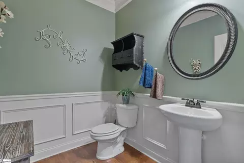Bath - 8 Red Tip Ct, Simpsonville, SC 29680 photo 4 of 4