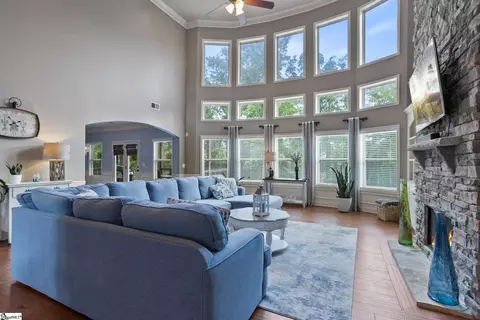 Living - 8 Red Tip Ct, Simpsonville, SC 29680 photo 1 of 1