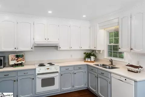 101 Devenger Pointe Pointe, Greer, SC 29650 photo 12