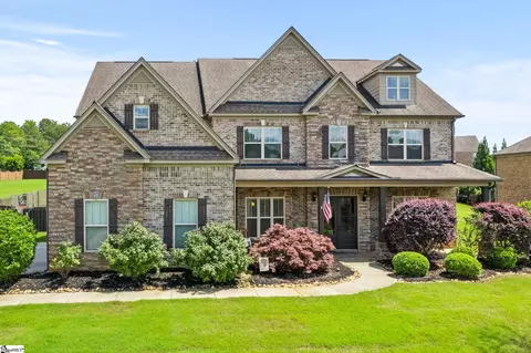 108 Mcrae Pl, Simpsonville, SC 29681