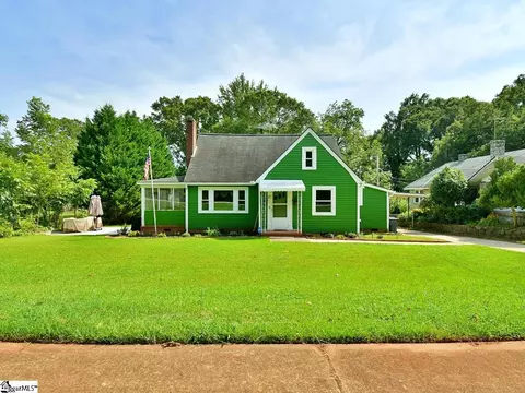 580 E Main St, Laurens, SC 29360
