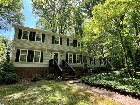 385 Cambridge Rd, Clinton, SC 29325