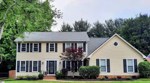 1213 Plantation Dr, Simpsonville, SC 29681