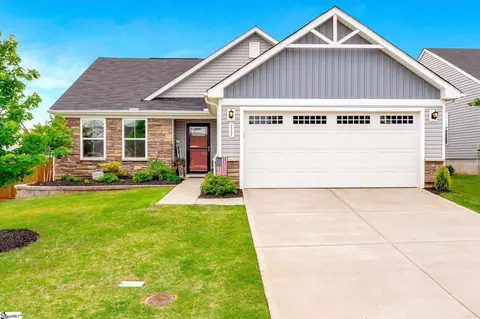 111 Bending Branch Dr, Greenville, SC 29605