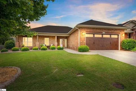 333 Rabbit Run Trl, Simpsonville, SC 29681