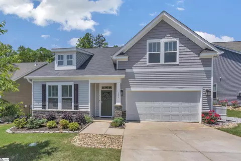 106 Ansel Woods Ln, Greer, SC 29651