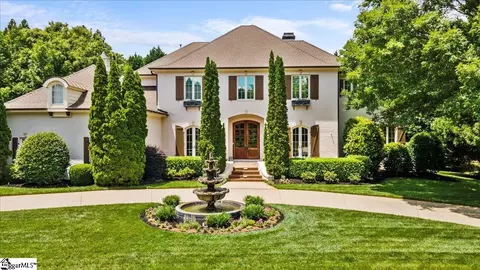 6 Summerhall Glen Ln, Simpsonville, SC 29681