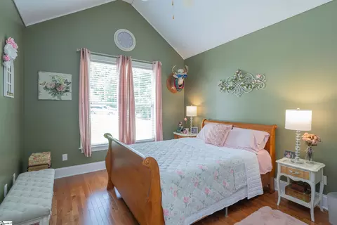 Bedroom - 114 Hibiscus Dr, Easley, SC 29642 photo 2 of 4