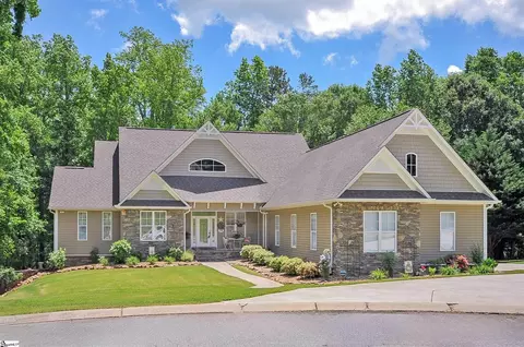 Exterior - 114 Hibiscus Dr, Easley, SC 29642 photo 2 of 7