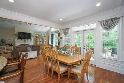 Dining - 114 Hibiscus Dr, Easley, SC 29642 photo 2 of 3