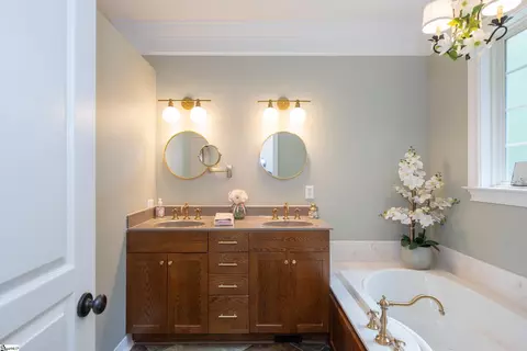 Bath - 114 Hibiscus Dr, Easley, SC 29642 photo 1 of 6