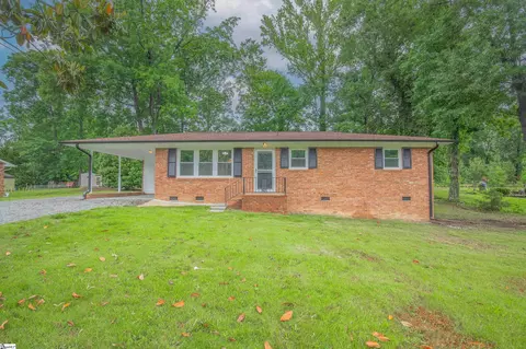 812 Primrose Ln, Spartanburg, SC 29303