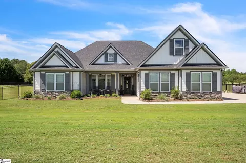 1540 Roddy Rd, Campobello, SC 29322