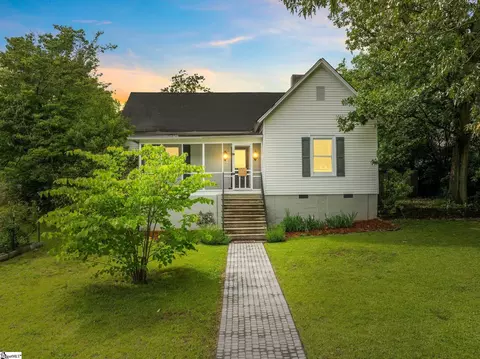 31 Duke St, Greenville, SC 29605