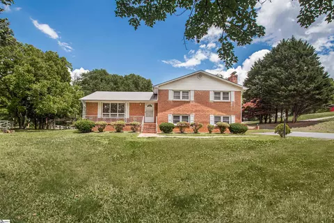 105 Extension Old Pendleton Rd, Liberty, SC 29657