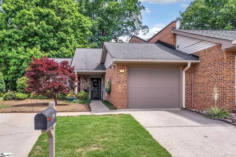 111 Hummingbird Rdg, Greenville, SC 29605