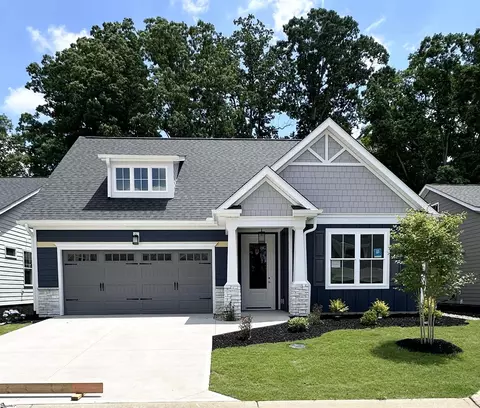 11 Pineglen Ct, Simpsonville, SC 29680