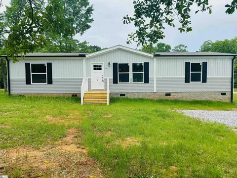 417 Lamar Mitchell Rd, Belton, SC 29627