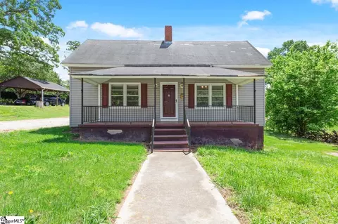 6 Sue Cleveland School Rd, Piedmont, SC 29673