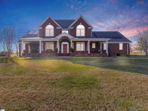 2440 Runion Rd, Inman, SC 29349