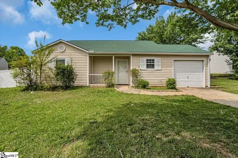 8 Deer Ridge Ct, Greenville, SC 29607