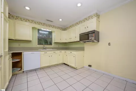 Kitchen - 60 Barber St, Columbus, NC 28722 photo 2 of 2