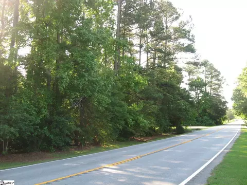 541 Neely Ferry Rd, Gray Court, SC 29645