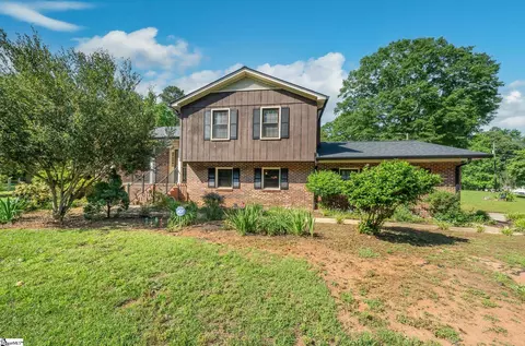 909 Standing Springs Rd, Greenville, SC 29605