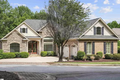 113 Stonebridge Dr, Simpsonville, SC 29681