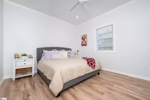 Bedroom - 39 Chestnut St, Startex, SC 29377 photo 1 of 4