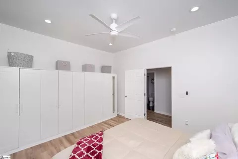Bedroom - 39 Chestnut St, Startex, SC 29377 photo 3 of 4