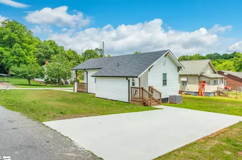Exterior - 39 Chestnut St, Startex, SC 29377 photo 2 of 2