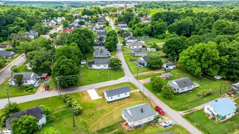 View/Area - 39 Chestnut St, Startex, SC 29377 photo 2 of 2