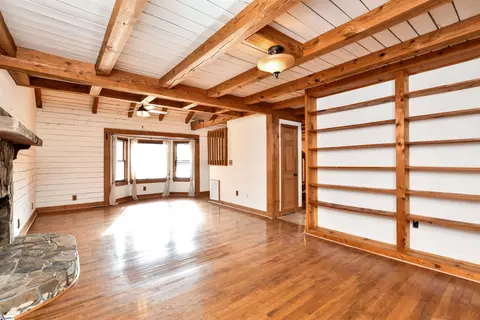 Living - 633 Jameson Rd, Easley, SC 29640 photo 5 of 6