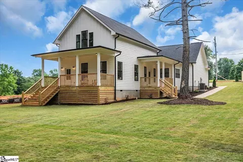 401 Hunts Bridge Rd, Greenville, SC 29617