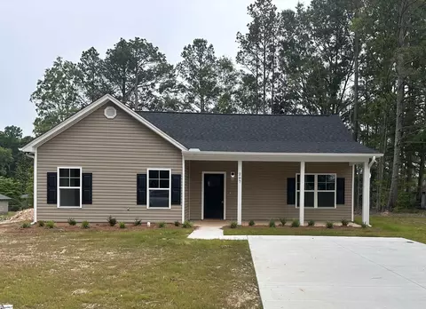 207 Virginia Ave, Greenwood, SC 29646