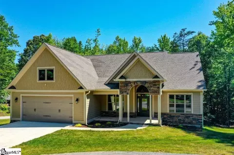 106 Mallard Dr, Columbus, NC 28722