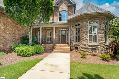 305 Pawleys Dr, Simpsonville, SC 29681