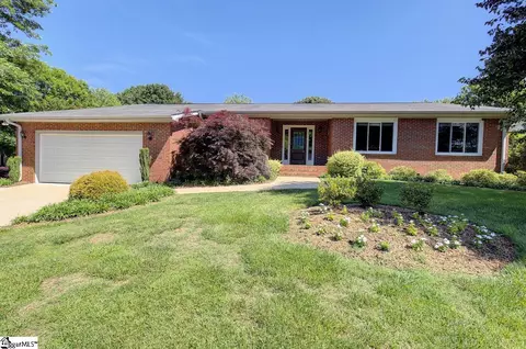 124 Treebrooke Dr, Greenville, SC 29607