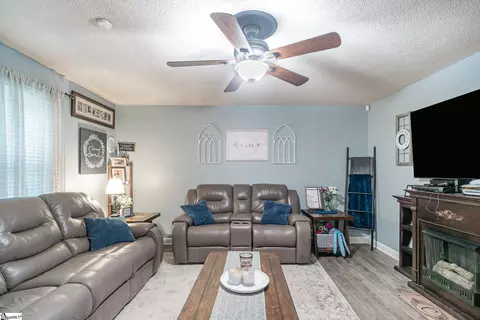 423 Mill St, Williamston, SC 29697 photo 9