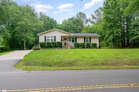 423 Mill St, Williamston, SC 29697