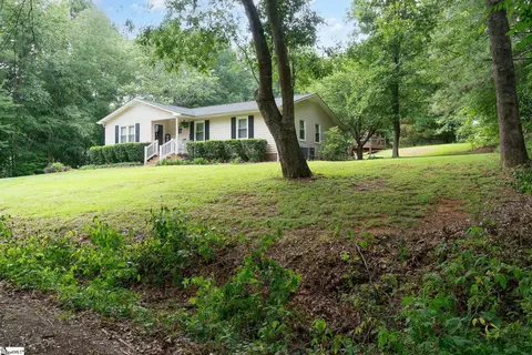 423 Mill St, Williamston, SC 29697 photo 4