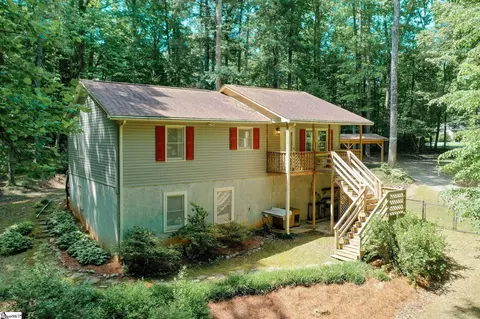 212 Holly Dr, Easley, SC 29640