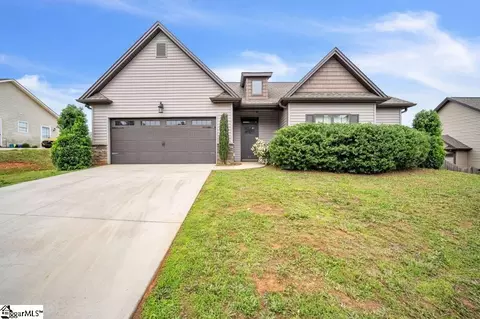 231 Laurel Trace Cir, Piedmont, SC 29673